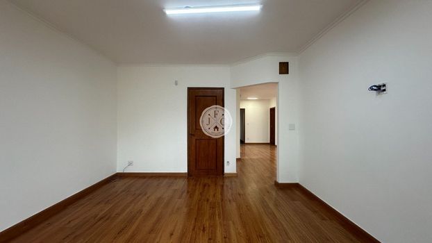 Foto 6 do(a) Casa de 5 quartos para alugar em Jardim São Luiz, Ribeirão Preto