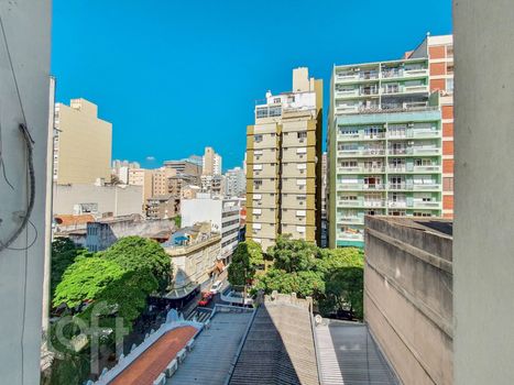 Foto 15 do(a) Apartamento de 1 quartos à venda em Centro Histórico, Porto Alegre