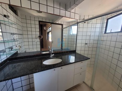 Foto 14 do(a) Apartamento de 3 quartos à venda em Petrópolis, Natal