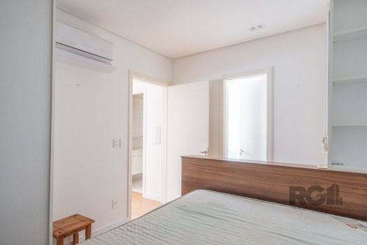 Foto 26 do(a) Casa em Condomínio de 3 quartos à venda em Glória, Porto Alegre