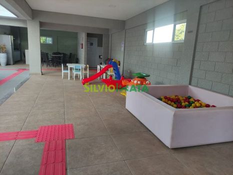 Foto 11 do(a) Apartamento de 2 quartos à venda em Chácaras Aeroporto, Maringá