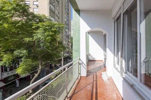 Foto 24 do(a) Apartamento de 3 quartos à venda em Independência, Porto Alegre