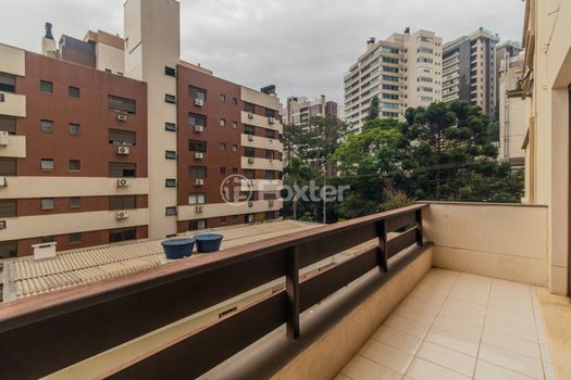 Foto 7 do(a) Apartamento de 3 quartos à venda em Bela Vista, Porto Alegre