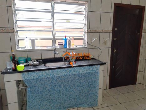 Foto 21 do(a) Casa de 6 quartos à venda em Jardim Presidente Dutra, Guarulhos