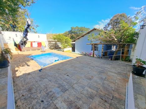 Foto 2 do(a) Casa de 3 quartos à venda em Santo Antônio, Vespasiano
