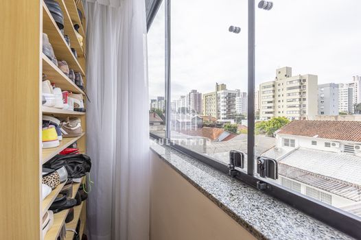 Foto 30 do(a) Apartamento de 3 quartos à venda em Passo da Areia, Porto Alegre