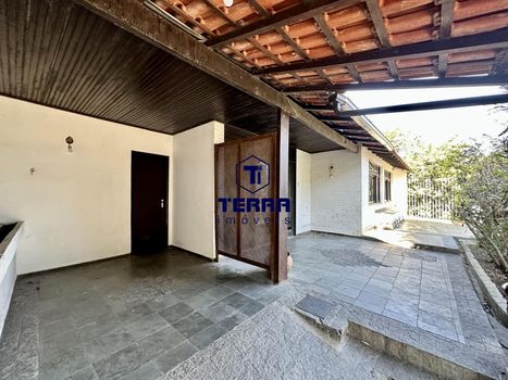 Foto 2 do(a) Casa de 5 quartos à venda em Maria Paula, Niterói