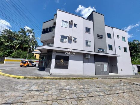 Foto 2 do(a) Apartamento de 3 quartos à venda em Czerniewicz, Jaraguá do Sul