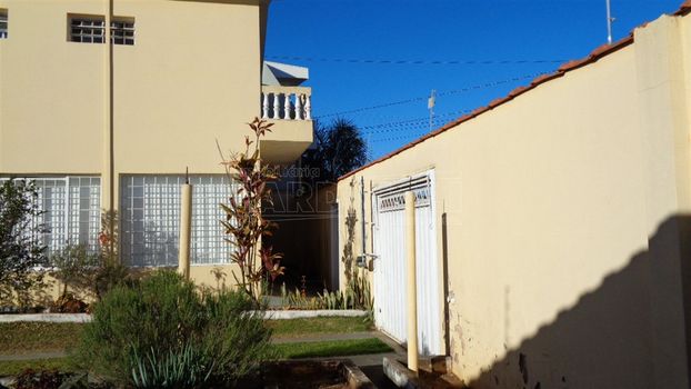 Foto 5 do(a) Casa de 3 quartos à venda em Jardim Munique, São Carlos
