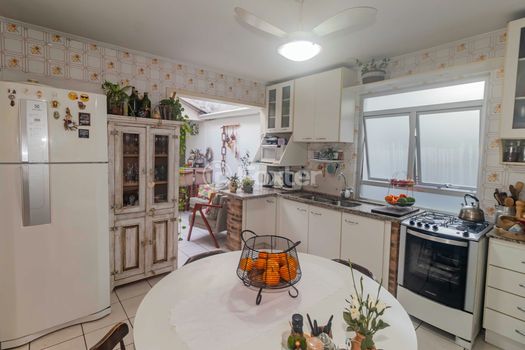 Foto 45 do(a) Apartamento de 3 quartos à venda em Jardim Botânico, Porto Alegre