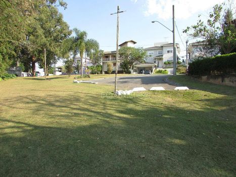 Foto 47 do(a) Casa em Condomínio false à venda em Golf Gardens, Carapicuíba