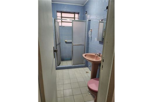 Foto 7 do(a) Apartamento de 2 quartos à venda em Centro Histórico, Porto Alegre