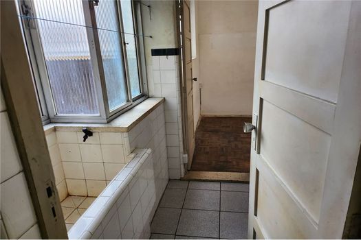 Foto 9 do(a) Apartamento de 2 quartos à venda em Centro Histórico, Porto Alegre