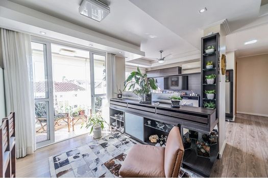 Foto 3 do(a) Apartamento de 2 quartos à venda em Jardim Lindóia, Porto Alegre
