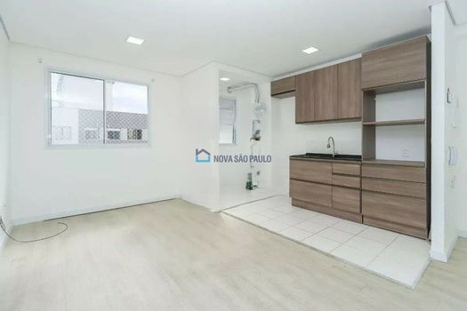 Foto 2 do(a) Apartamento de 2 quartos à venda em Cambuci, São Paulo