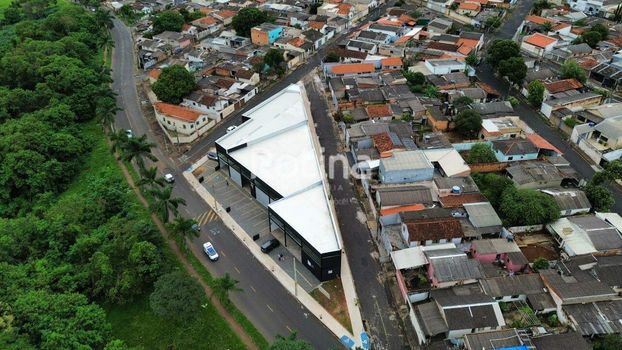 Foto 4 do(a) Loja false à venda em Luizote de Freitas, Uberlândia