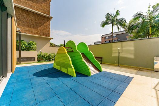 Foto 41 do(a) Apartamento de 3 quartos à venda em Cabral, Curitiba