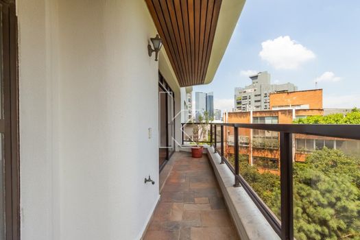 Foto 14 do(a) Apartamento de 4 quartos para alugar em Itaim Bibi, São Paulo