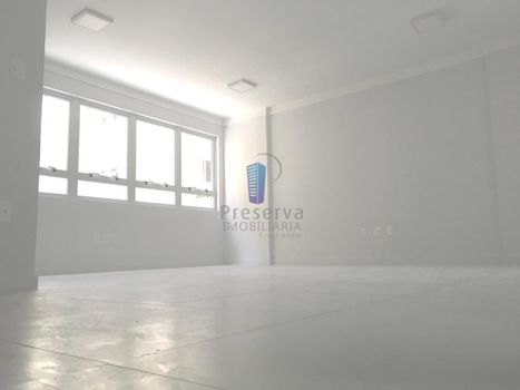 Foto 3 do(a) Sala / Conjunto Comercial false à venda em Centro, Itajaí
