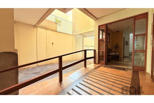 Foto 2 do(a) Apartamento de 2 quartos à venda em Bom Fim, Porto Alegre