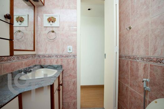 Foto 6 do(a) Apartamento de 3 quartos à venda em Grajaú, Rio de Janeiro