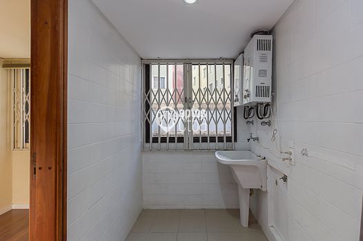 Foto 10 do(a) Apartamento de 3 quartos à venda em Cabral, Curitiba