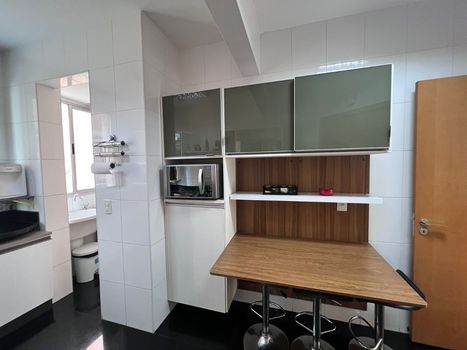 Foto 30 do(a) Apartamento de 4 quartos à venda em Funcionários, Belo Horizonte