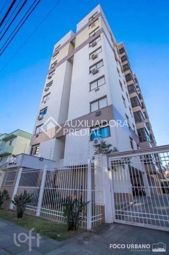 Foto 2 do(a) Apartamento de 2 quartos à venda em Santana, Porto Alegre