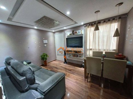 Foto 2 do(a) Apartamento de 2 quartos à venda em Jardim Ansalca, Guarulhos