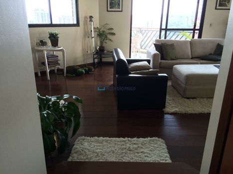 Foto 3 do(a) Apartamento de 4 quartos à venda em Campo Belo, São Paulo