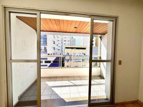 Foto 3 do(a) Apartamento de 3 quartos à venda em Praia da Costa, Vila Velha