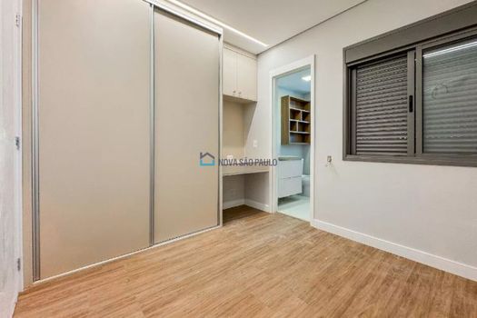 Foto 16 do(a) Apartamento de 3 quartos à venda em Vila Firmiano Pinto, São Paulo