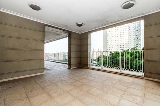 Foto 2 do(a) Apartamento de 4 quartos à venda em Jardim Fonte do Morumbi, São Paulo