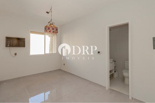 Foto 15 do(a) Apartamento de 1 quartos à venda em Centro Histórico, Porto Alegre