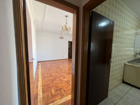 Foto 9 do(a) Apartamento de 3 quartos à venda em Jardim Londrilar, Londrina