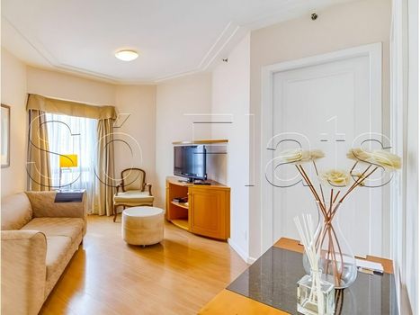 Foto 3 do(a) Flat de 3 quartos à venda em Vila Nova Conceição, São Paulo