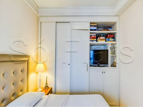 Foto 11 do(a) Flat de 3 quartos à venda em Vila Nova Conceição, São Paulo