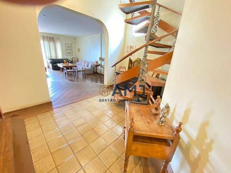 Foto 5 do(a) Cobertura de 5 quartos à venda em Setor Oeste, Goiânia