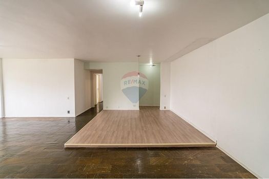 Foto 3 do(a) Apartamento de 4 quartos à venda em Jardim Guanabara, Rio de Janeiro