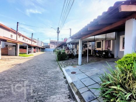 Foto 28 do(a) Casa em Condomínio de 2 quartos à venda em Hípica, Porto Alegre