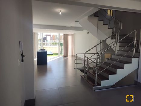 Foto 6 do(a) Casa em Condomínio de 3 quartos à venda em Cacupé, Florianópolis