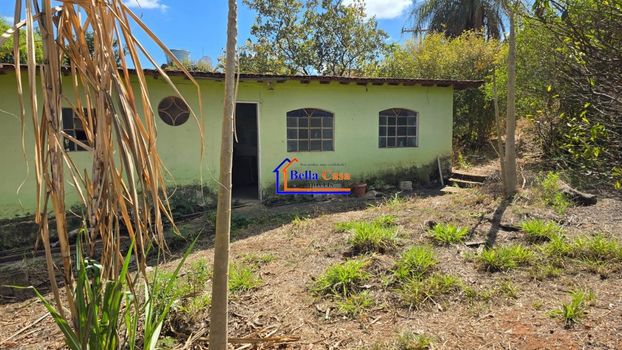 Foto 39 do(a) Fazenda / Sítio / Chácara de 5 quartos à venda em Vale das Acácias, Ribeirão das Neves