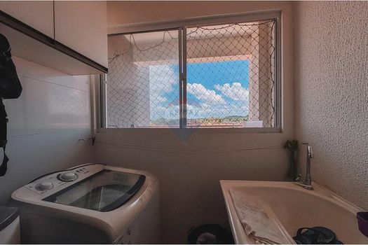 Foto 6 do(a) Apartamento de 3 quartos à venda em Planalto, Natal