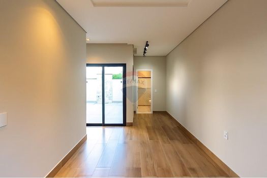 Foto 1 do(a) Casa em Condomínio de 3 quartos à venda em Residencial Lagos D'Icaraí, Salto