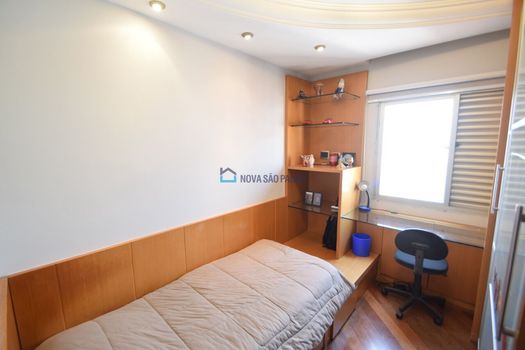 Foto 13 do(a) Apartamento de 3 quartos à venda em Vila Gumercindo, São Paulo
