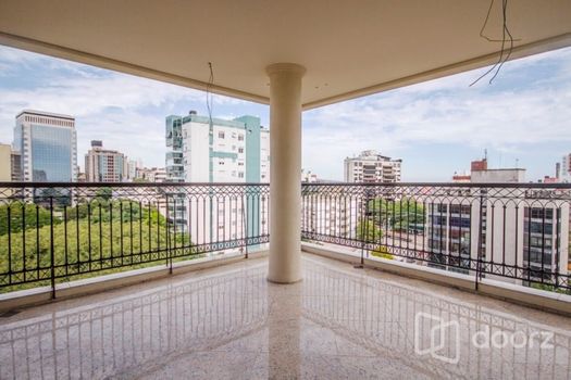 Foto 11 do(a) Cobertura de 3 quartos à venda em Três Figueiras, Porto Alegre
