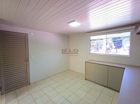 Foto 4 do(a) Apartamento de 2 quartos à venda em Jardim São Silvestre, Maringá