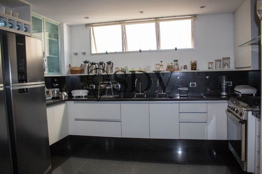 Foto 9 do(a) Apartamento de 3 quartos à venda em Jardim Paulista, São Paulo