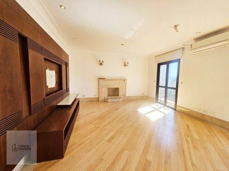 Foto 3 do(a) Cobertura de 5 quartos para alugar em Moema, São Paulo