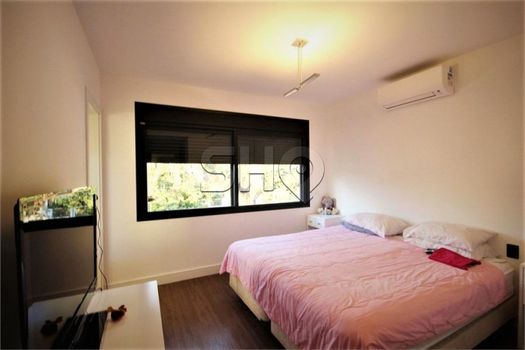 Foto 24 do(a) Casa de 4 quartos à venda em Alto de Pinheiros, São Paulo